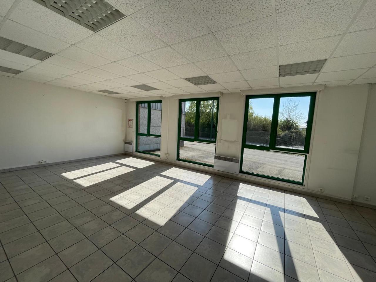 Local d'activité Bondues 1215m² Location local d'activité Bondues Nord OLACT2427349 2